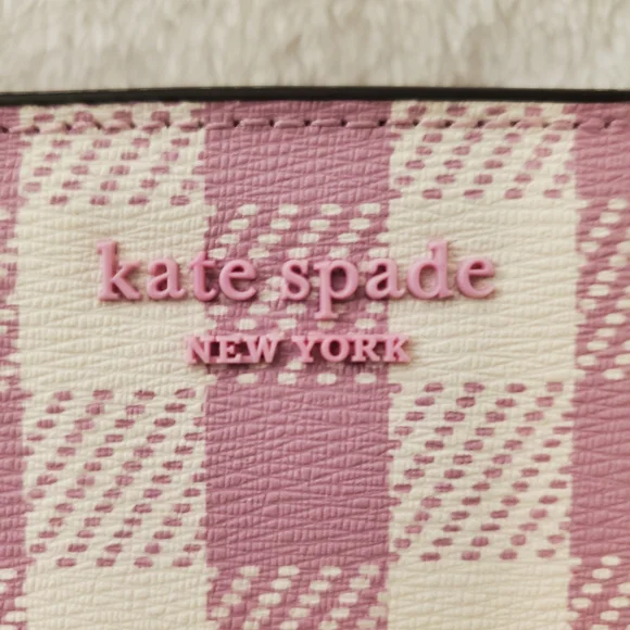 Kate Spade Light Purplish Pink and White Check Print Wristlet - NEW - Picture 3 of 11